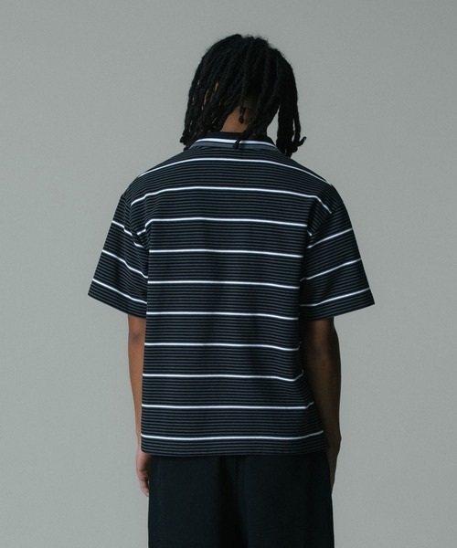 XLARGE(エクストララージ)の「STRIPE ZIP POLO SHIRT(Tシャツ/カットソー・メンズ・ブラック/グレー・S/M/L/XL)」の6枚目の写真