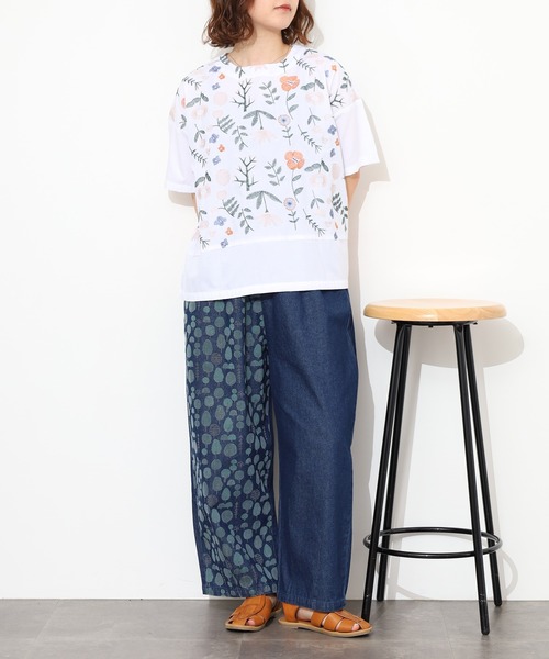 Emago(イマゴ)の「EMAGO お花刺繍切替えブラウス 半袖(シャツ/ブラウス・レディース・ホワイト/ブルー/ブラック・FREE)」の21枚目の写真