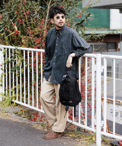 FREAK'S STORE（フリークスストア）の「GREGORY × FREAK'S STORE/グレゴリー 別注 FINE DAY LEATHER PATCH/別注 ファインデイ レザーパッチ/バックパック/A4サイズバッグ/マザーズバッグ（バックパック/リュック・レディース・ベージュ/ブラック・ONE SIZE）」の11枚目の写真