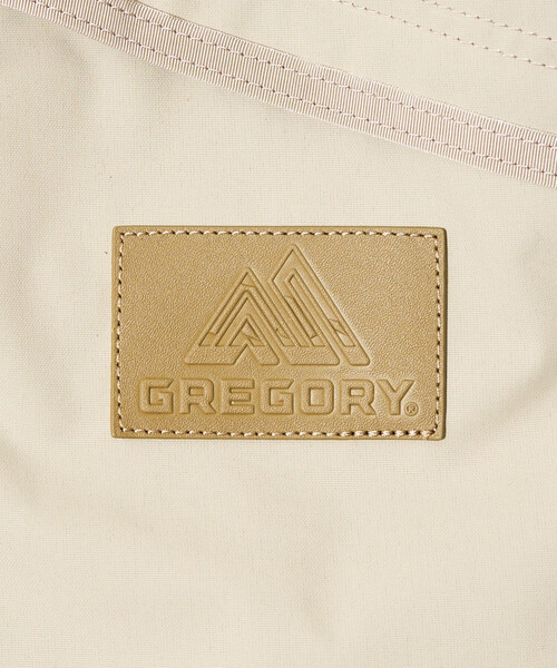FREAK'S STORE（フリークスストア）の「GREGORY × FREAK'S STORE/グレゴリー 別注 FINE DAY LEATHER PATCH/別注 ファインデイ レザーパッチ/バックパック/A4サイズバッグ/マザーズバッグ（バックパック/リュック・レディース・ベージュ/ブラック・ONE SIZE）」の15枚目の写真