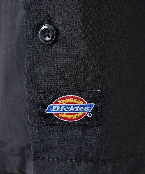 Dickies（ディッキーズ）の「【DICKIES/ディッキーズ】 ナイロンリラックスワークシャツ/ 半袖/ ドローコード付/DC2010 /ユニセックス（シャツ/ブラウス・メンズ・ベージュ/ブラック・M/L）」の14枚目の写真