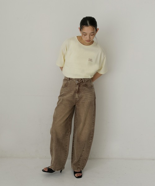 hellam（へラム）の「【hellam×pinmyself】フラワーアートTシャツ（Tシャツ/カットソー・レディース・チャコール/オートミール/イエロー/ホワイト/ブラウン/ブルー・FREE）」の17枚目の写真