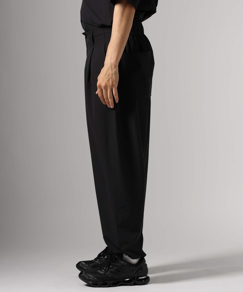 BAYFLOW(ベイフロー)の「【ストレッチ・吸水速乾・接触冷感】FLOWNEXワイドパンツ(その他パンツ・メンズ・ブラック/グレー/その他2/その他1・LARGE/MEDIUM)」の10枚目の写真