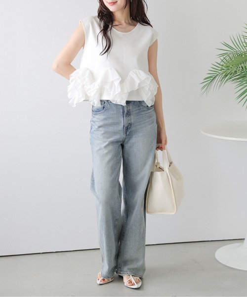 AMELY(エミリー)の「シアーフリルヘムトップス(Tシャツ/カットソー・レディース・ブラック/ホワイト・フリー)」の3枚目の写真