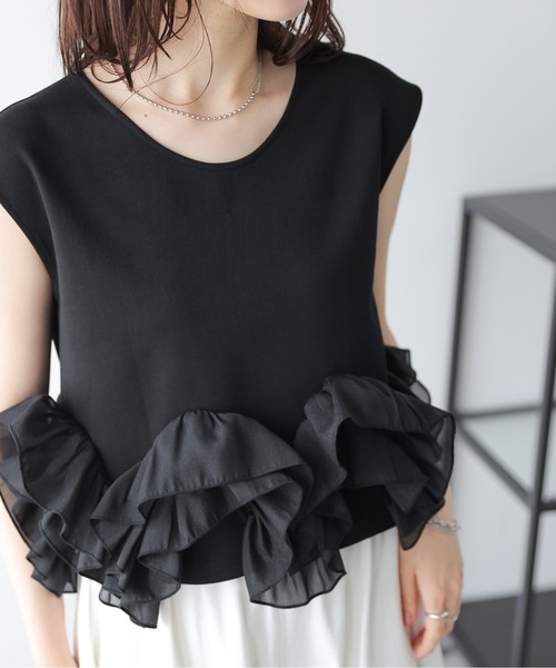 AMELY(エミリー)の「シアーフリルヘムトップス(Tシャツ/カットソー・レディース・ブラック/ホワイト・フリー)」の16枚目の写真