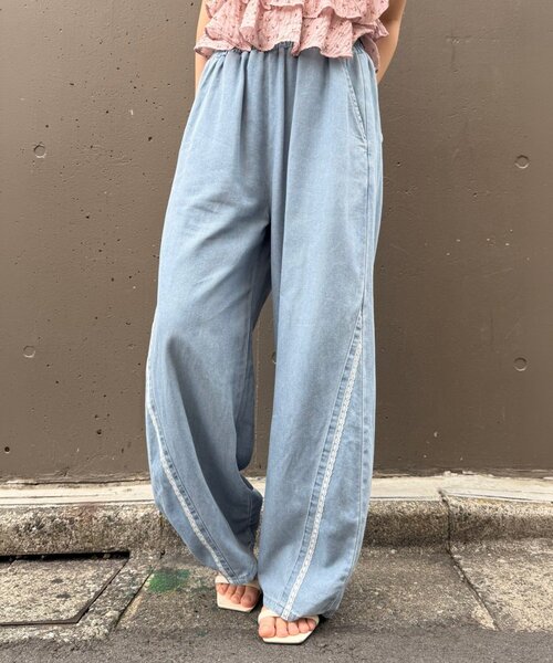 continuer de NICE CLAUP(コンティニューデナイスクラップ)の「バックリボンカーブパンツ(カーゴパンツ・レディース・ブラック/サックスブルー/ピンク/その他・FREE)」の7枚目の写真