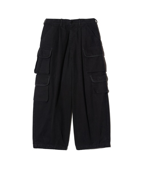 glamb(グラム)の「Fade Asymmetry Cargo Pants / フェイドアシンメトリーカーゴパンツ(カーゴパンツ・メンズ・ブラック/カーキ/チャコール・S/M/L)」の5枚目の写真