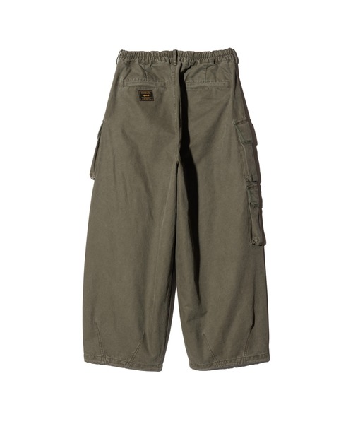 glamb(グラム)の「Fade Asymmetry Cargo Pants / フェイドアシンメトリーカーゴパンツ(カーゴパンツ・メンズ・ブラック/カーキ/チャコール・S/M/L)」の7枚目の写真