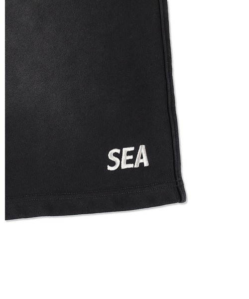 WIND AND SEA(ウィンダンシー)の「SULFUR DYEING LOGO HALF PANTS(スウェットパンツ・メンズ・ブラック/オレンジ系/ミント/サックスブルー・SMALL/X-LARGE/LARGE)」の7枚目の写真