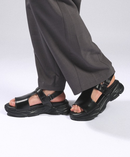 RAGEBLUE(レイジブルー)の「Sneakers Sole Glide Sandals/スニーカーソールグライドサンダル(サンダル・メンズ・ブラック・SMALL/LARGE/MEDIUM)」の4枚目の写真