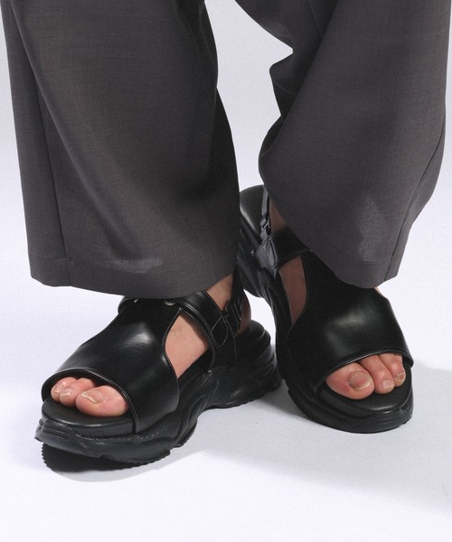 RAGEBLUE(レイジブルー)の「Sneakers Sole Glide Sandals/スニーカーソールグライドサンダル(サンダル・メンズ・ブラック・SMALL/LARGE/MEDIUM)」の9枚目の写真