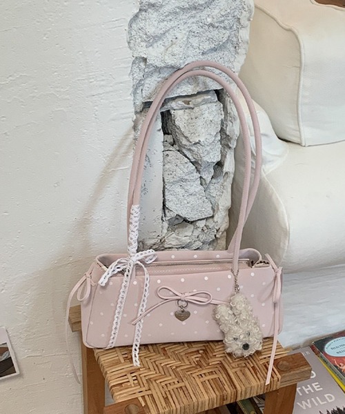 WESTSEA（ウエストシー）の「ドット柄 リボンチャーム 横長ワンショルダーバッグ（ショルダーバッグ・レディース・レッド/ブルー/ホワイト/ピンク/ブラック・FREE）」の17枚目の写真