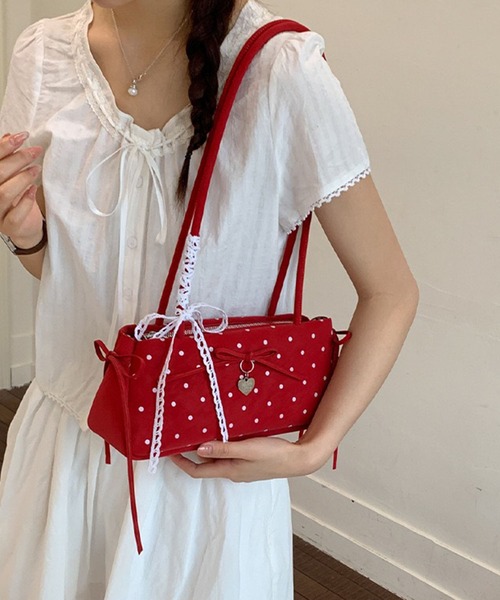 WESTSEA（ウエストシー）の「ドット柄 リボンチャーム 横長ワンショルダーバッグ（ショルダーバッグ・レディース・レッド/ブルー/ホワイト/ピンク/ブラック・FREE）」の16枚目の写真