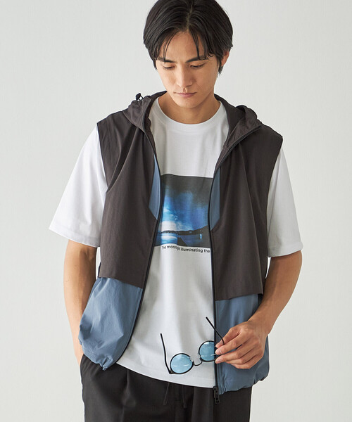 COMME CA ISM(コムサイズム)の「リップストップ ナイロンストレッチ ブロッキングベスト / セットアップ対応(ベスト・メンズ・ブラック/チャコール・MEDIUM/LARGE)」の19枚目の写真