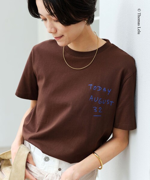 green label relaxing(グリーンレーベルリラクシング)の「【別注】<Thomas Lelu>サインアート 半袖 Tシャツ カットソー(Tシャツ/カットソー・レディース・ロイヤルブルー/ブラック/ブラウン/オフホワイト・FREE)」の12枚目の写真
