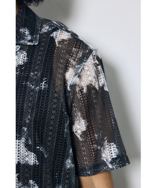 AZUL by moussy(アズールバイマウジー)の「タイダイ柄メッシュシャツ(シャツ/ブラウス・メンズ・ブルー系その他3/ブラック系その他/ホワイト系その他・LARGE/MEDIUM)」の6枚目の写真