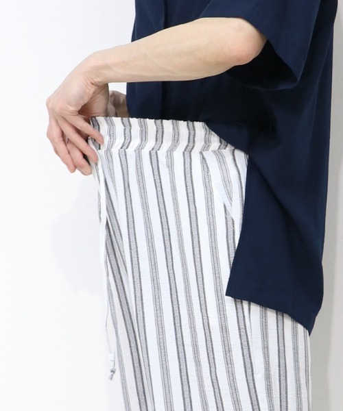DISKEEN SURE(ディスキーンシュアー)の「さら軽ストライプワイドパンツ(その他パンツ・レディース・ホワイト/チャコール・FREE)」の8枚目の写真