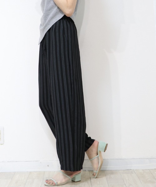 DISKEEN SURE(ディスキーンシュアー)の「さら軽ストライプワイドパンツ(その他パンツ・レディース・ホワイト/チャコール・FREE)」の12枚目の写真