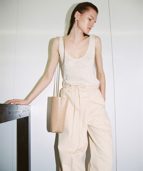 ADAM ET ROPE'(アダムエロペ)の「【PFT】Crepe Small Bag(ショルダーバッグ・レディース・ブラック/ベージュ・FREE)」の8枚目の写真