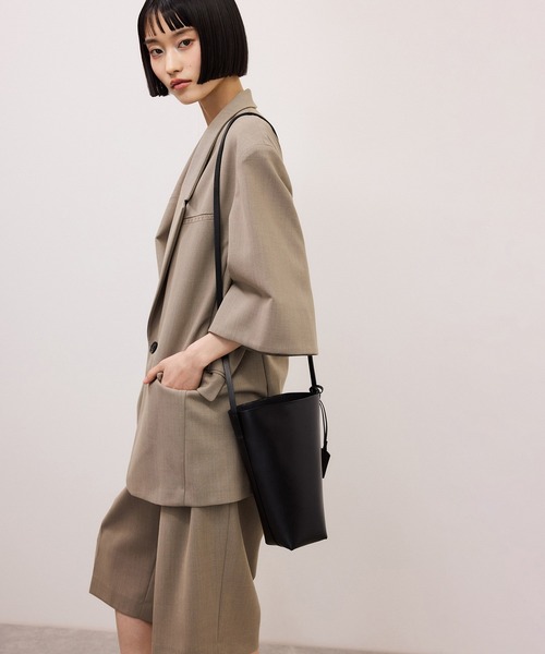 ADAM ET ROPE'(アダムエロペ)の「【PFT】Crepe Small Bag(ショルダーバッグ・レディース・ブラック/ベージュ・FREE)」の15枚目の写真