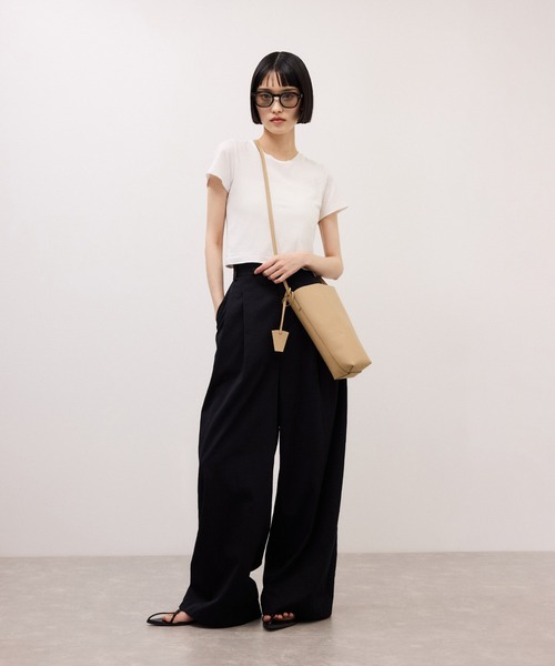 ADAM ET ROPE'(アダムエロペ)の「【PFT】Crepe Small Bag(ショルダーバッグ・レディース・ブラック/ベージュ・FREE)」の17枚目の写真