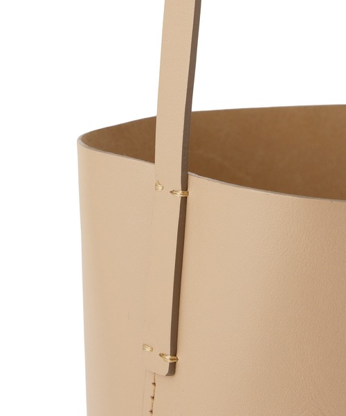 ADAM ET ROPE'(アダムエロペ)の「【PFT】Crepe Small Bag(ショルダーバッグ・レディース・ブラック/ベージュ・FREE)」の22枚目の写真