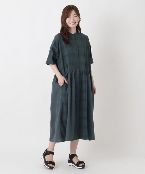 one'sterrace(ワンズテラス)の「綿スラブチェック 5分袖前開きワンピース(ワンピース・レディース・オレンジ系その他5/グリーン系その他6/ネイビー系5/ブラック系8・02)」の11枚目の写真