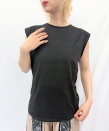 ノースリーブTシャツ