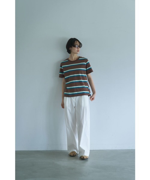 marjour(マージュール)の「MULTI BORDER HALF SLEEVE TEE(Tシャツ/カットソー・レディース・グリーン/ブラウン・M)」の5枚目の写真
