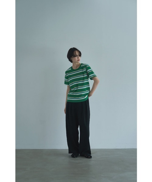 marjour(マージュール)の「MULTI BORDER HALF SLEEVE TEE(Tシャツ/カットソー・レディース・グリーン/ブラウン・M)」の10枚目の写真