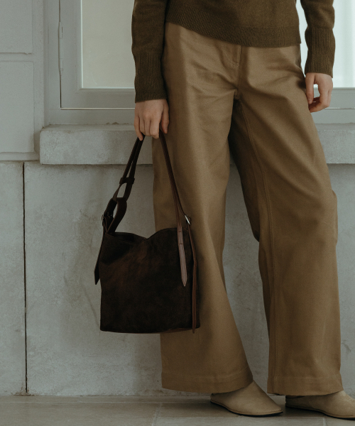 AHORE(アホール)の「House Marron Suede(ショルダーバッグ・レディース・その他・FREE)」の3枚目の写真