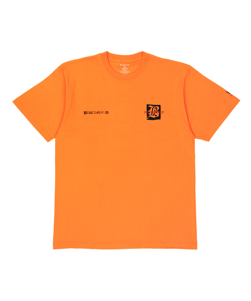 BLACK BLOND(ブラック ブロンド)の「ビビディエンザイアティ 半袖Tシャツ (オレンジ)(Tシャツ/カットソー・レディース・その他・SMALL/MEDIUM/LARGE/X-LARGE/XX-LARGE/XXX-LARGE)」の2枚目の写真