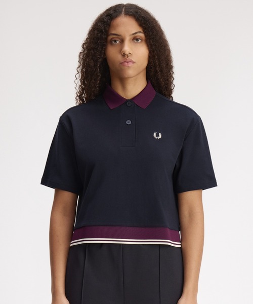 FRED PERRY(フレッドペリー)の「Contrast Hem Polo Shirt/コントラストヘムポロシャツ(ポロシャツ・レディース・ネイビー・10)」の3枚目の写真