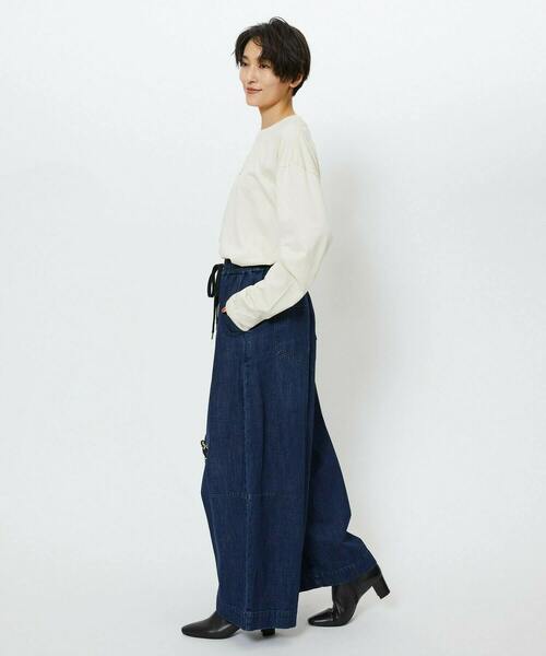 feerique（フィーリック）の「feerique　刺繍ロゴラウンドヘムプルオーバー（Tシャツ/カットソー・レディース・チャコールグレー/ナチュラル・2）」の15枚目の写真