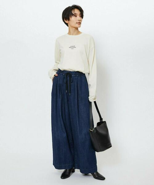 feerique（フィーリック）の「feerique　刺繍ロゴラウンドヘムプルオーバー（Tシャツ/カットソー・レディース・チャコールグレー/ナチュラル・2）」の20枚目の写真