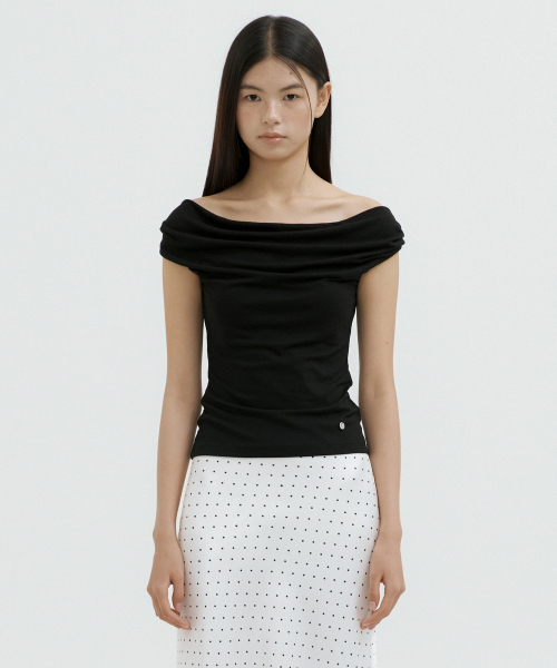 LUCIR ZU(ルシールズ)の「Convertible Drape Off-Shoulder Top (black)(Tシャツ/カットソー・レディース・その他・FREE)」の2枚目の写真