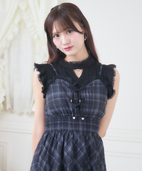 couture BY ROJITA(クチュールバイロジータ)の「肩フリルレイヤードシアーワンピース(ワンピース・レディース・ホワイト/ブラック/ベージュ・FREE)」の9枚目の写真