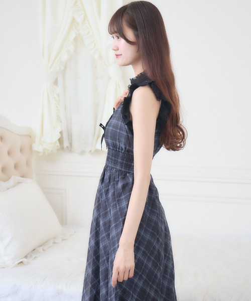 couture BY ROJITA(クチュールバイロジータ)の「肩フリルレイヤードシアーワンピース(ワンピース・レディース・ホワイト/ブラック/ベージュ・FREE)」の19枚目の写真