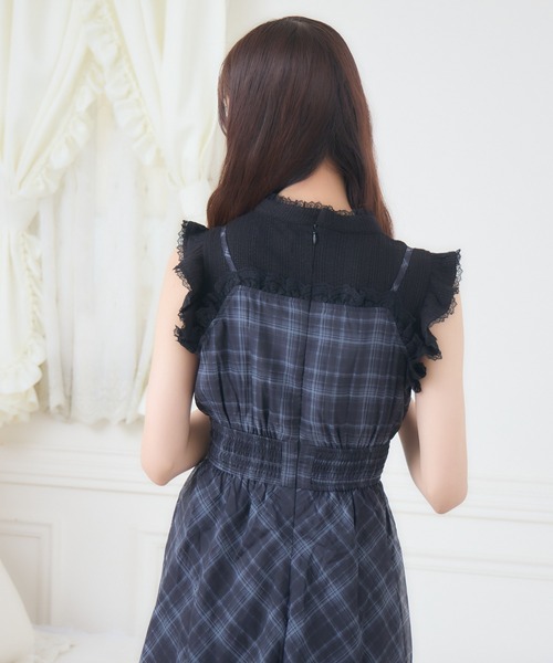 couture BY ROJITA(クチュールバイロジータ)の「肩フリルレイヤードシアーワンピース(ワンピース・レディース・ホワイト/ブラック/ベージュ・FREE)」の20枚目の写真