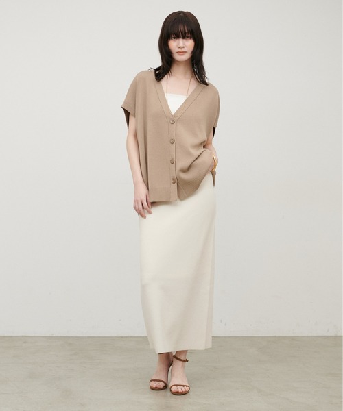 LARUTA(ラルータ)の「【LARUTA】UV&接触冷感シンプルIラインニットスカート(スカート・レディース・ブラック/ブラウン/オフホワイト/ブルー・FREE)」の8枚目の写真