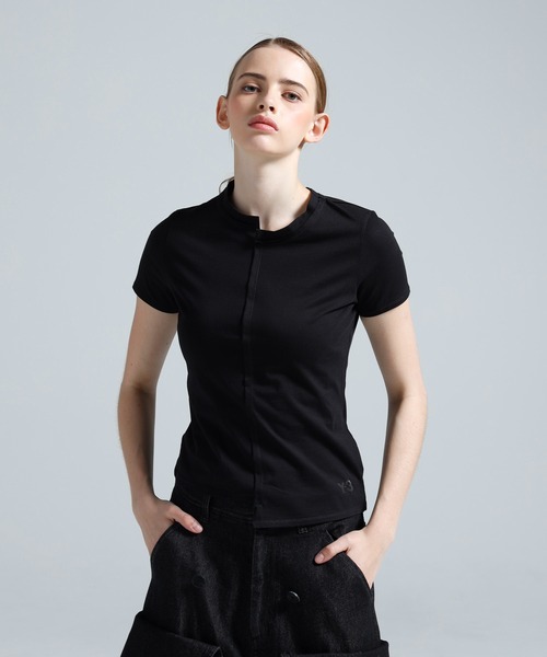 Y-3(ワイスリー)の「Y-3 FITTED SHORT SLEEVE TEE(Tシャツ/カットソー・レディース・ブラック・XX-SMALL/X-SMALL/SMALL/MEDIUM/LARGE)」の1枚目の写真