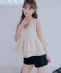 Chico（チコ）の「完売カラー再販決定【SALON by Chico】ペプラムフリルツイードトップス（シャツ/ブラウス）」