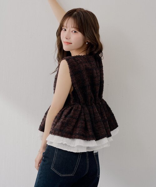 Chico(チコ)の「完売カラー再販決定【SALON by Chico】ペプラムフリルツイードトップス(シャツ/ブラウス・レディース・ブラウン系その他2/ブラウン/アイボリー・FREE)」の11枚目の写真