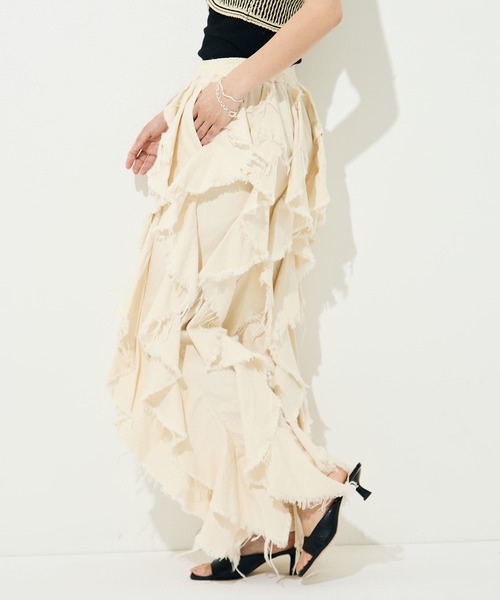 BELPER（ベルパー）の「[BELPER/ベルパー]LIGHT OZ RUFFLE DENIM PANTS（デニムパンツ・レディース・ブラック/オフホワイト・1/0）」の7枚目の写真