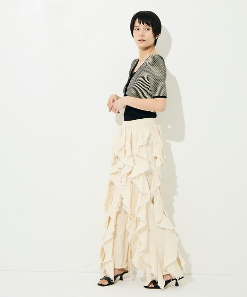 BELPER（ベルパー）の「[BELPER/ベルパー]LIGHT OZ RUFFLE DENIM PANTS（デニムパンツ・レディース・ブラック/オフホワイト・1/0）」の4枚目の写真