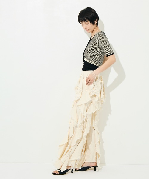 BELPER（ベルパー）の「[BELPER/ベルパー]LIGHT OZ RUFFLE DENIM PANTS（デニムパンツ・レディース・ブラック/オフホワイト・1/0）」の3枚目の写真