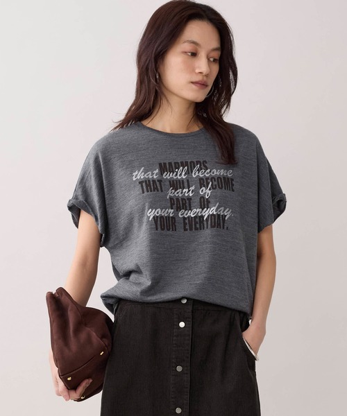 marmors(マルモア)の「【marmors】ウールロゴTシャツ(Tシャツ/カットソー・レディース・ネイビー/ベージュ/チャコールグレー/アイボリー・36)」の2枚目の写真