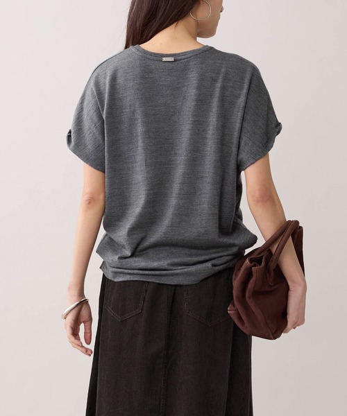 marmors(マルモア)の「【marmors】ウールロゴTシャツ(Tシャツ/カットソー・レディース・ネイビー/ベージュ/チャコールグレー/アイボリー・36)」の16枚目の写真