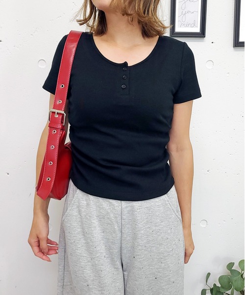 FUN（ファン）の「カップツキヘンリーカットソー（Tシャツ/カットソー・レディース・その他/オフホワイト/ブラック・FREE）」の3枚目の写真