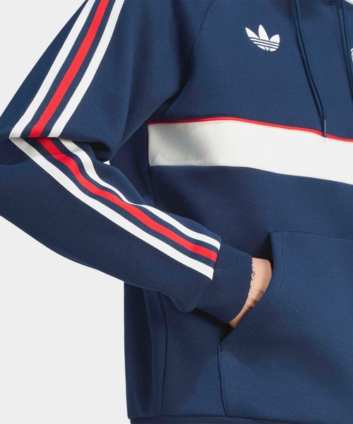adidas(アディダス)の「FCバイエルン・ミュンヘン OG パーカー / アディダス adidas(パーカー・メンズ・ブルー・SMALL/MEDIUM/LARGE/XXX-LARGE/XX-LARGE/X-LARGE)」の4枚目の写真